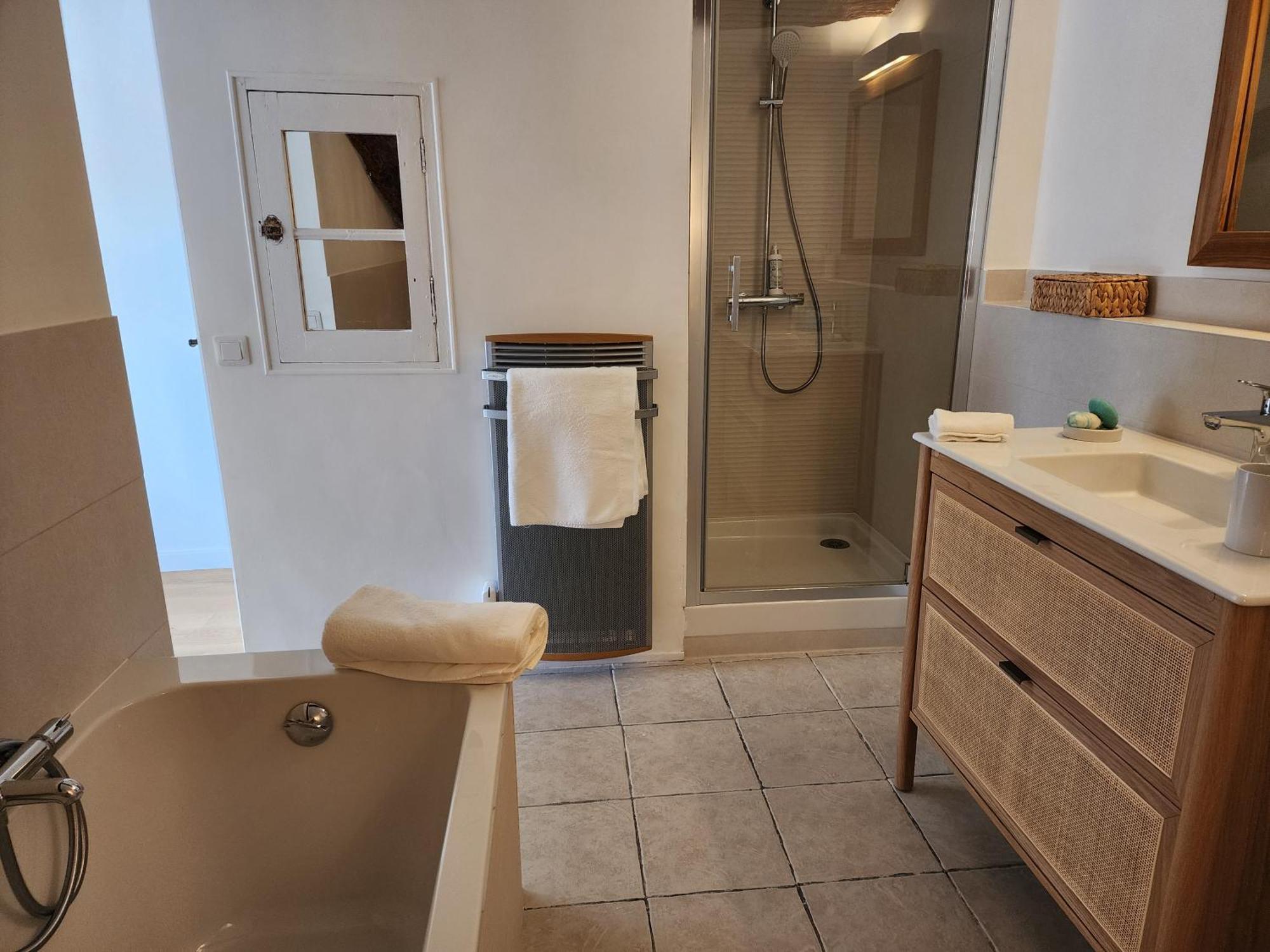 Bed and Breakfast La Belle Histoire Claviers Exterior foto