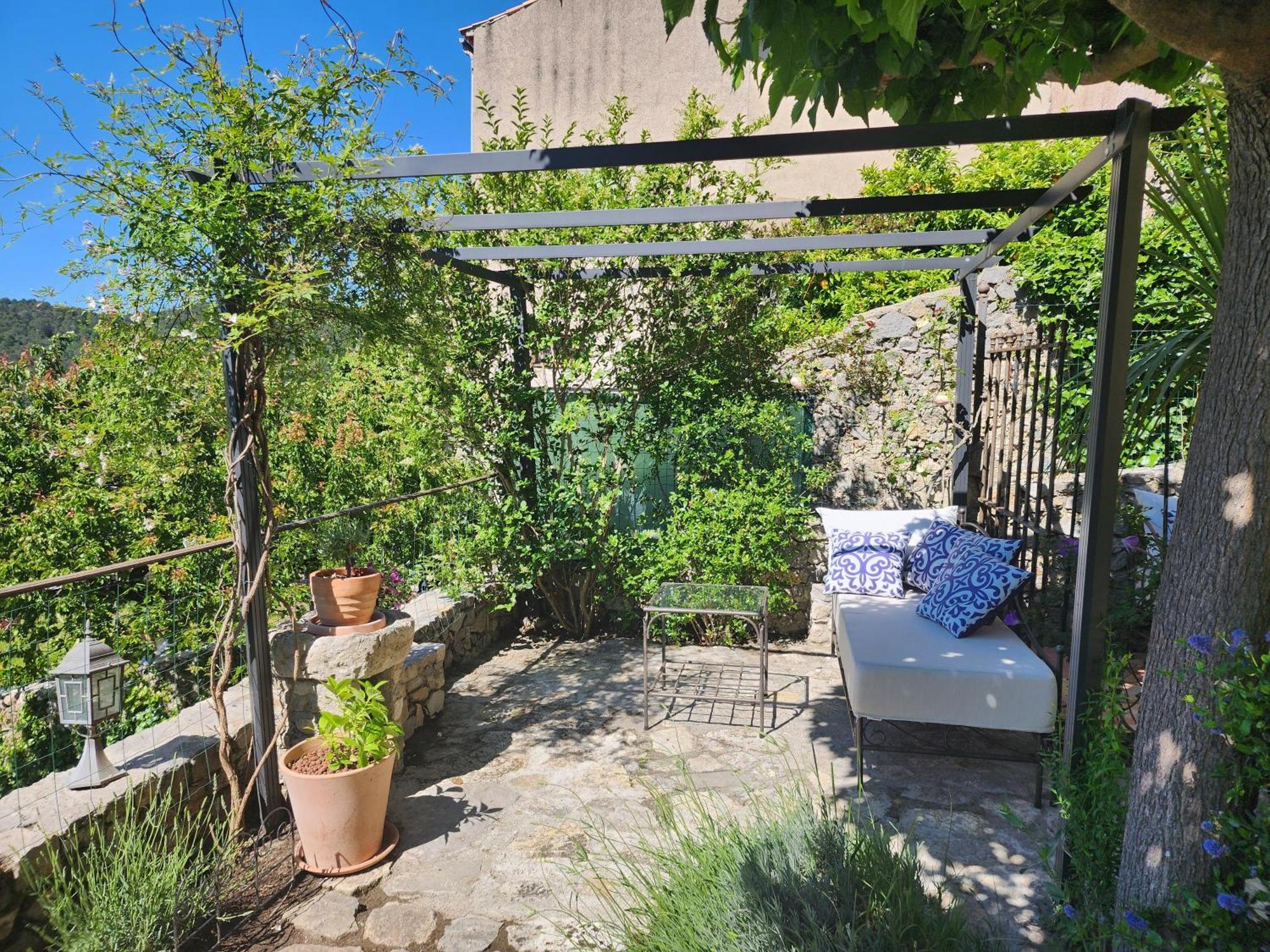 Bed and Breakfast La Belle Histoire Claviers Exterior foto
